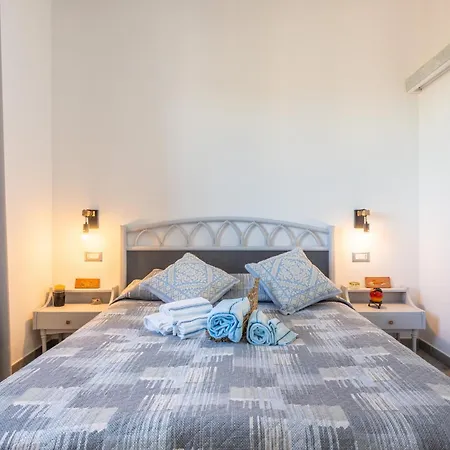Moon - 3* Quartu SantʼElena